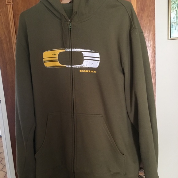 Men’s XL Oakley Hoodie - Picture 2 of 2